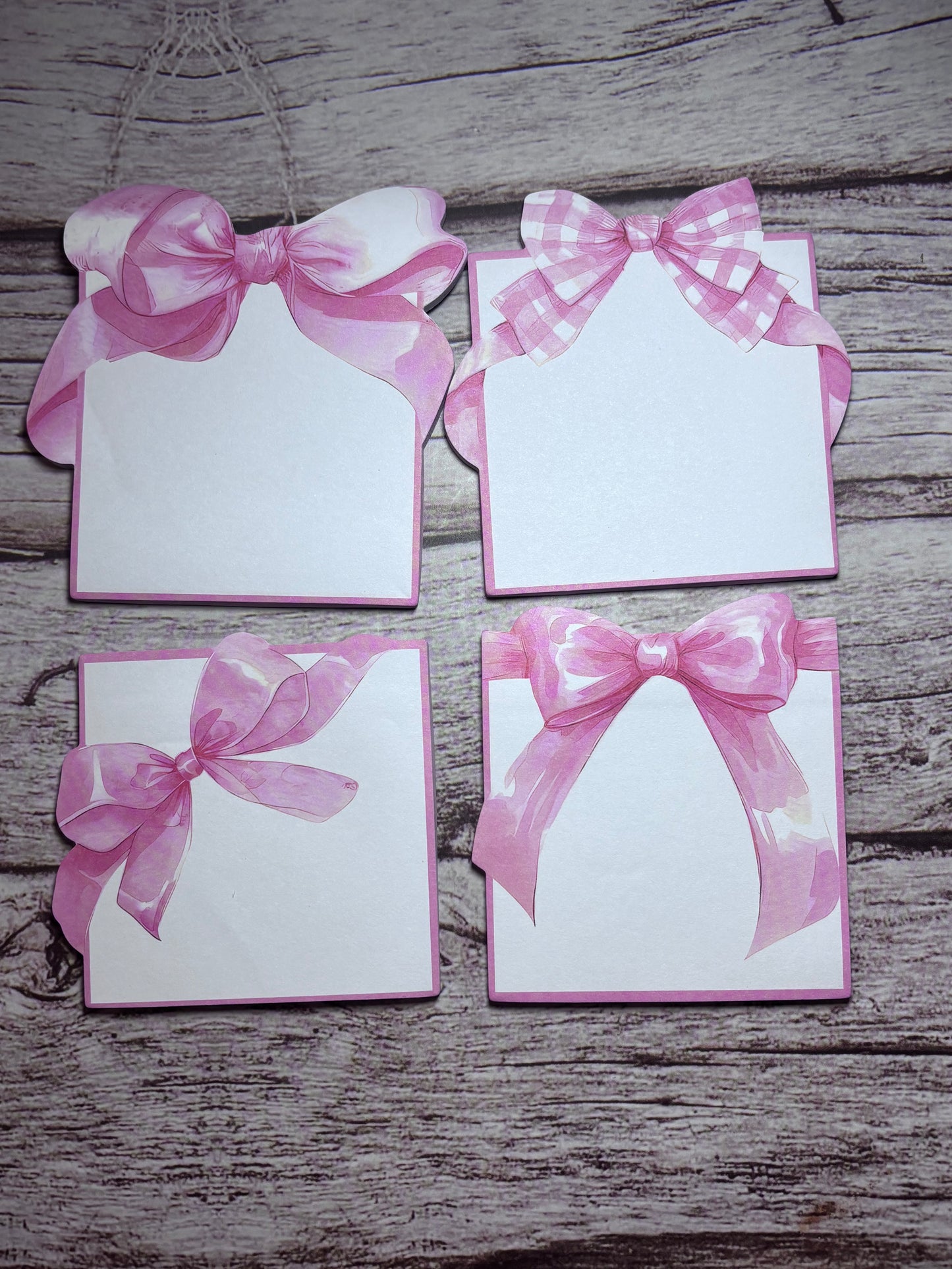 Bow sticky notes (1 Supplied)